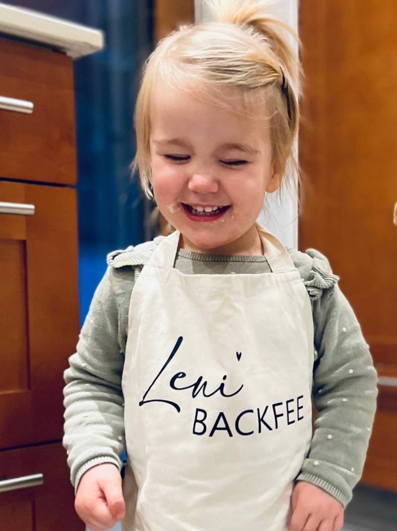 Personalisierte Kochschürze Für Kinder Mit Deinem Wunschaufdruck Personalisierte Kochschürze Für Kinder Mit Deinem Wunschaufdruck von JoneliHandmade