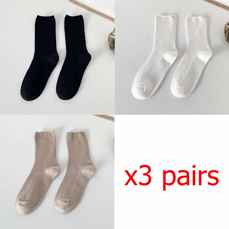 1/3/4/6 Paar Damen einfarbige Mid-Tube Socken Frühling und Herbst Koreanische Version Allround Jk Frotteesocken Ins Trendy Sportsocken 3 pairs von Joom DACH