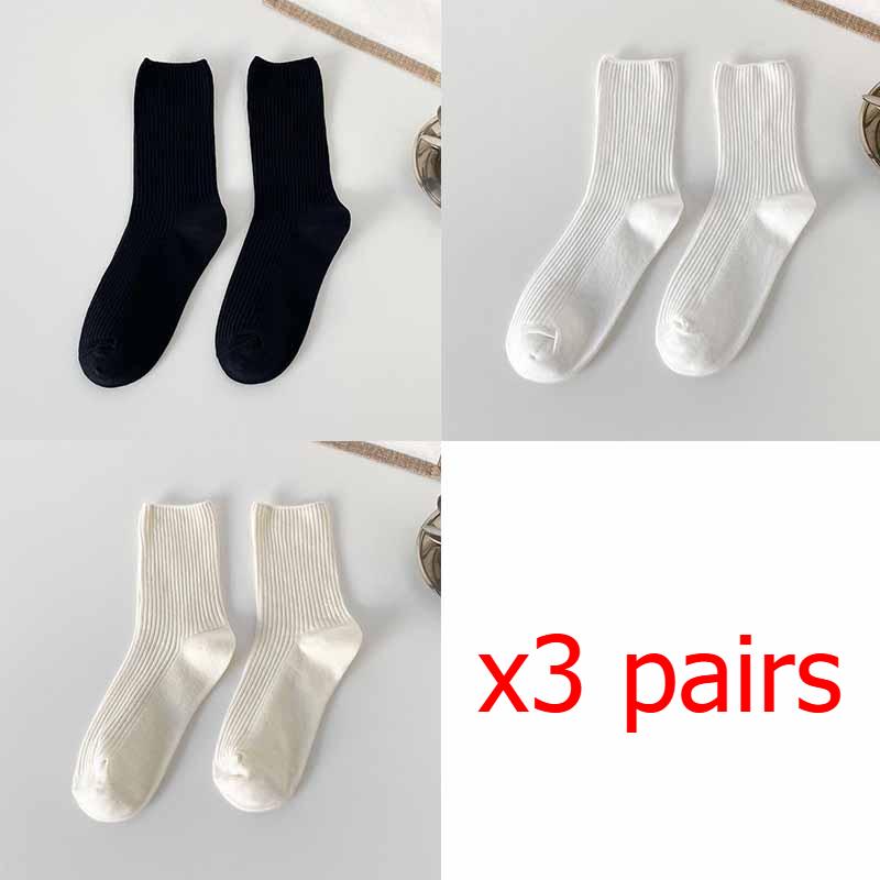 1/3/4/6 Paar Damen einfarbige Mid-Tube Socken Frühling und Herbst Koreanische Version Allround Jk Frotteesocken Ins Trendy Sportsocken 3 pairs von Joom DACH