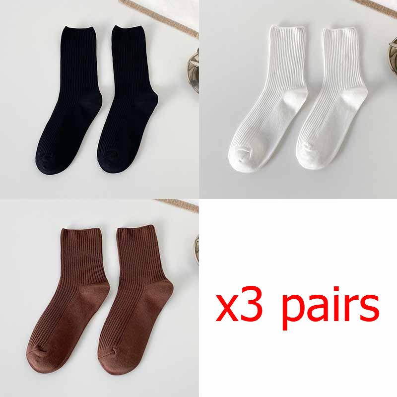 1/3/4/6 Paar Damen einfarbige Mid-Tube Socken Frühling und Herbst Koreanische Version Allround Jk Frotteesocken Ins Trendy Sportsocken 3 pairs von Joom DACH