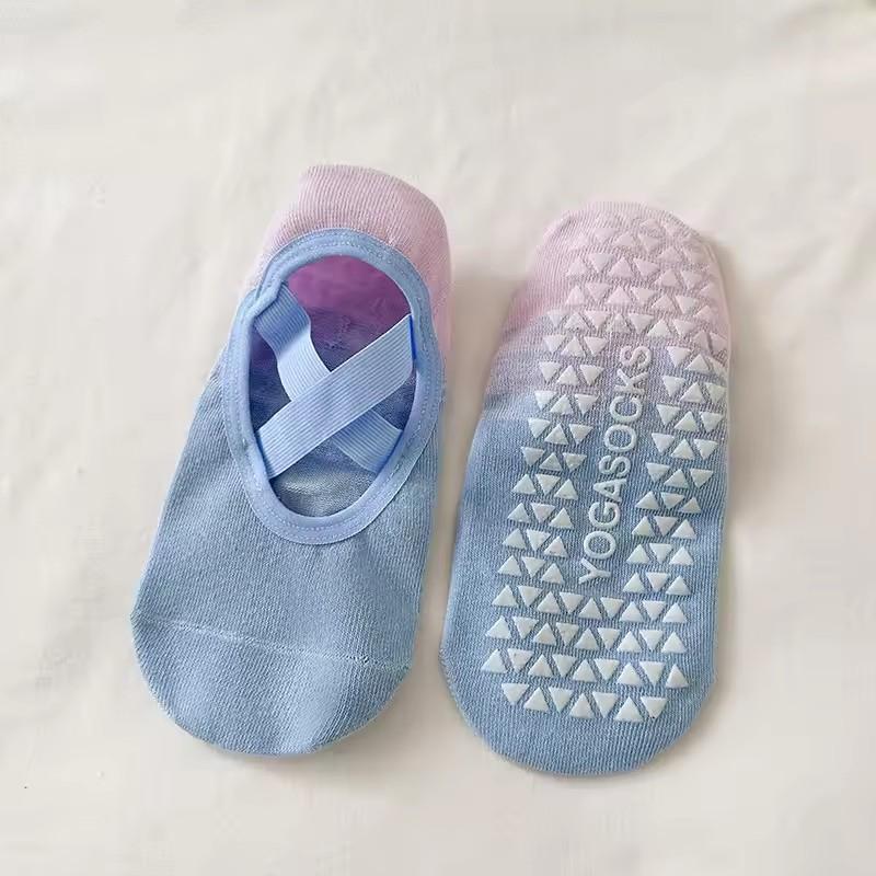 1 Paar Farbverlauf Silikon Yoga Rutschfeste Socken für Damen Pilates Fitness Grip Stärke Indoor Tanz Sportsocken blau von Joom DACH