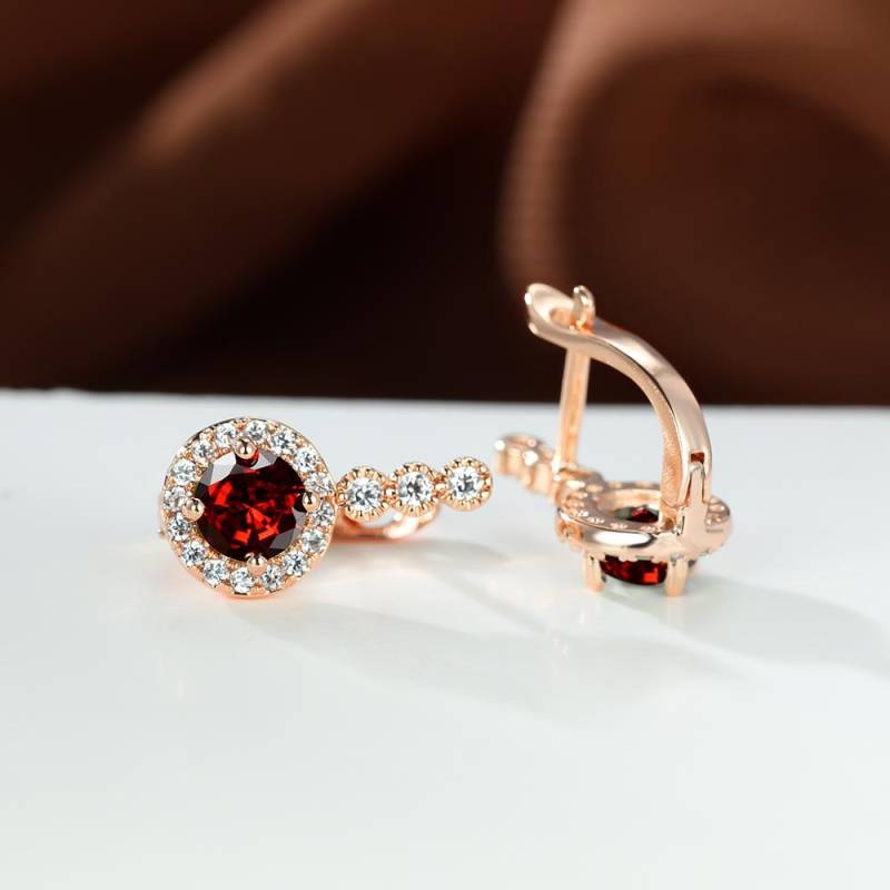 1 Paar goldfarbene Clip-Ohrringe für Damen und Mädchen, Rundschliff, lila, blauer Aqua-Stein, Tropfenohrringe, CZ-Krallen-Ohrringe mit Haken rot von Joom DACH