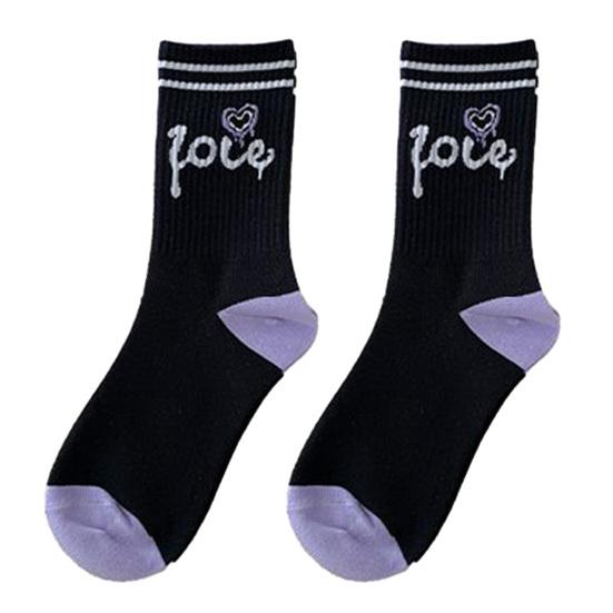 1 Paar mittlere Wadensocken, koreanische Herz-Stickerei, Kawaii-Hip-Hop-Farbabstimmung, rutschfest, weich, geruchsneutral, Schweißabsorption, Damen-Sportsocken für vier Jahreszeiten schwarz von Joom DACH