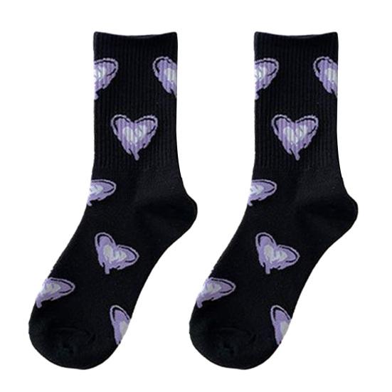 1 Paar mittlere Wadensocken, koreanische Herz-Stickerei, Kawaii-Hip-Hop-Farbabstimmung, rutschfest, weich, geruchsneutral, Schweißabsorption, Damen-Sportsocken für vier Jahreszeiten schwarz von Joom DACH