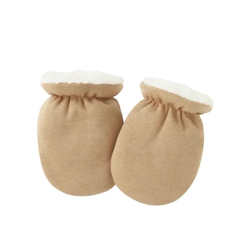 1 Paar warme Neugeborenen-Fäustlinge für Jungen und Mädchen, süße, schlichte, einfarbige Handschuhe für Kleinkinder, kratzfestes Gesicht, Babyhandschuhe aus Kaschmir von Joom DACH