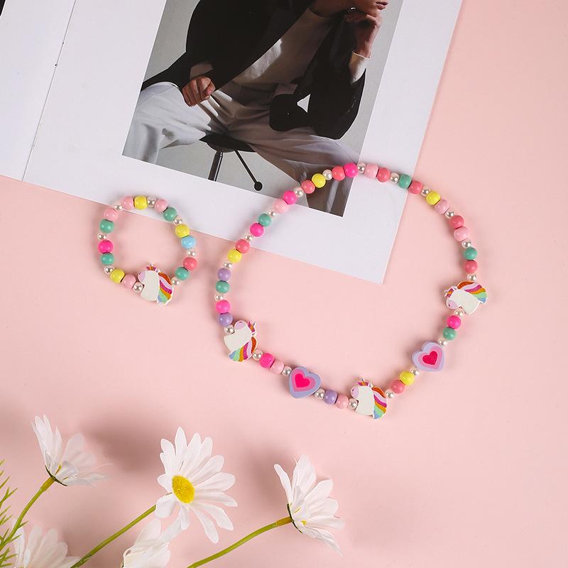 1 Set Nette Mädchen Geschenke Kinder Prinzessin Zubehör Acryl Perlen Blume Halskette Armband DIY Perlen Armband Kit von Joom DACH