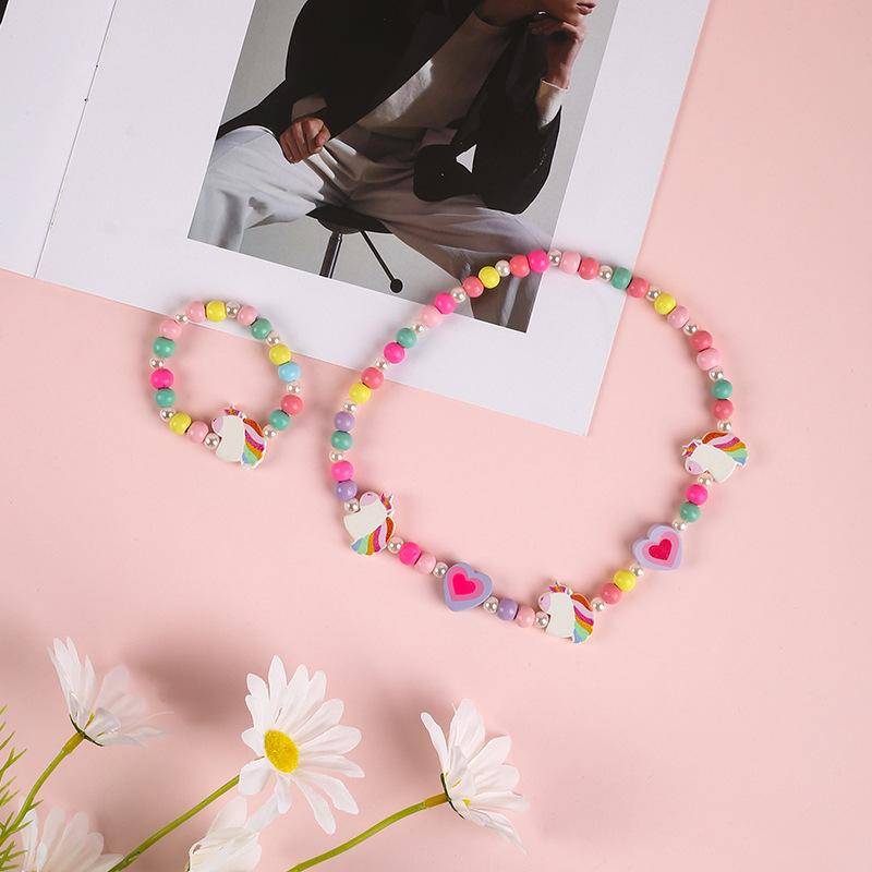 1 Set Nette Mädchen Geschenke Kinder Prinzessin Zubehör Acryl Perlen Blume Halskette Armband DIY Perlen Armband Kit von Joom DACH