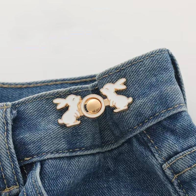 1 Stück Jeansschnalle, Taillenverschluss, Taillenknopf festziehen, abnehmbare Metallstifte, verstellbarer Taillenclip, Ornamentknopf, Gürtelschnalle von Joom DACH