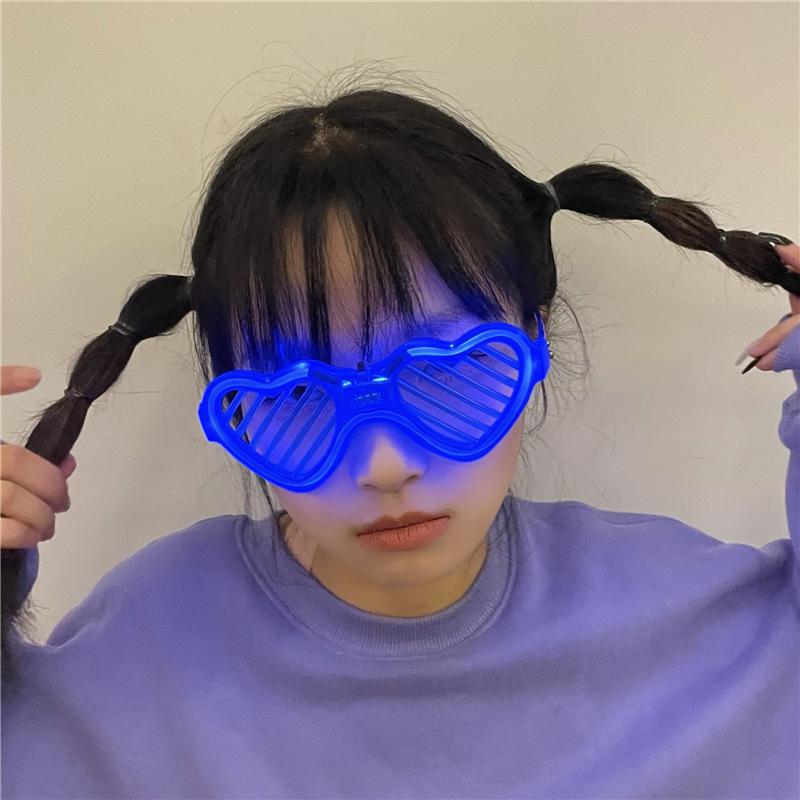 1 Stück Party Leuchten im Dunkeln Brillen Leuchten LED Brillen Neon Partygeschenke Sonnenbrillen für Kinder Erwachsene Partydeko blau von Joom DACH