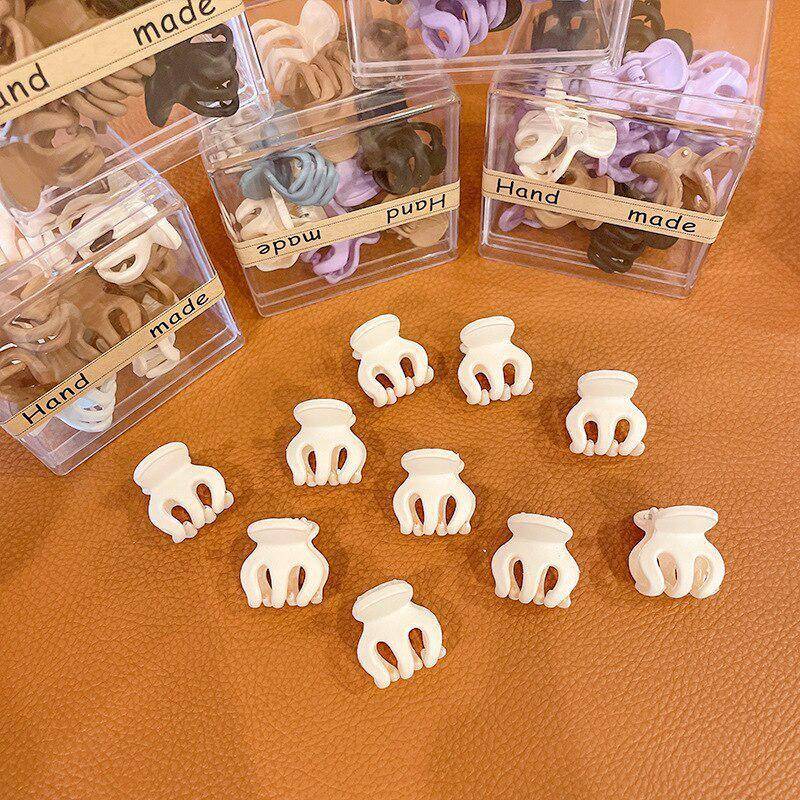 10 teile/schachtel Matte Kunststoff Mini Haar Krallen Clips Baby Gilrs Süße Kleine Haarnadel Haarklammern Barrettes Kopfbedeckungen Mode Zubehör beige 10pcs/Box von Joom DACH