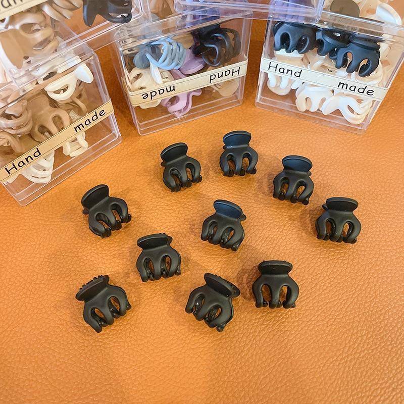 10 teile/schachtel Matte Kunststoff Mini Haar Krallen Clips Baby Gilrs Süße Kleine Haarnadel Haarklammern Barrettes Kopfbedeckungen Mode Zubehör black 10pcs/Box von Joom DACH