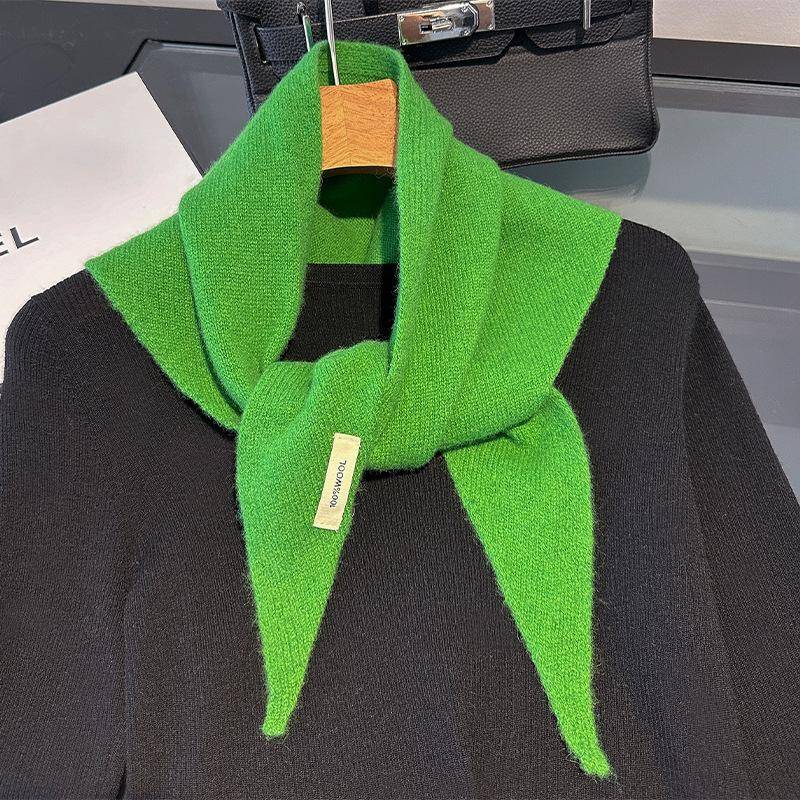 100% Australische Reine Wolle Gestrickter Dreiecksschal für Damen Kopftuch, Luxuriöses und Lässiges Warmes Vielseitiges Tuch für Damen 110*40cm grün von Joom DACH