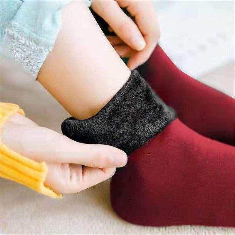 10PC/5PC/1PC Winter Frauen Socken Nahtlose Samt Stiefel Boden Schlafen Socken Verdicken Thermische Wolle 1PC rot von Joom DACH