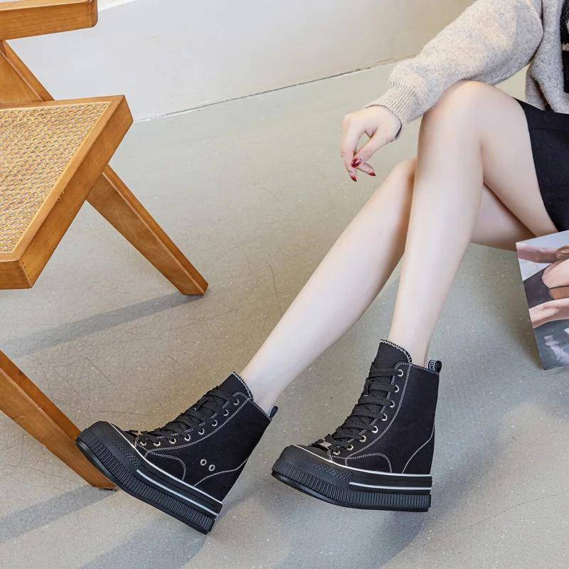 13CM Damen Canvas High Top Sneaker Lässige Schnür-Sneaker für Damen Frühling Herbst Schuhe Winter Warme High Heels Sneaker 40 schwarz von Joom DACH