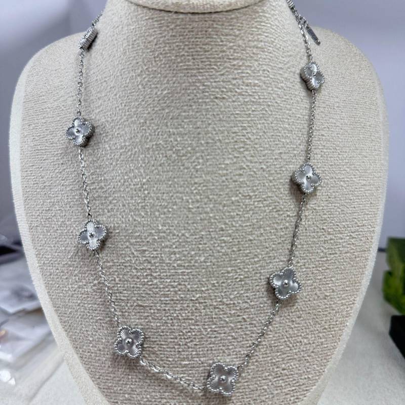 13MM Vierblättriges Kleeblatt Zehn Blüten Halskette Collier Kette Luxus Mode Verliert keine Farbe Titanstahl Collier für Männer und Frauen von Joom DACH