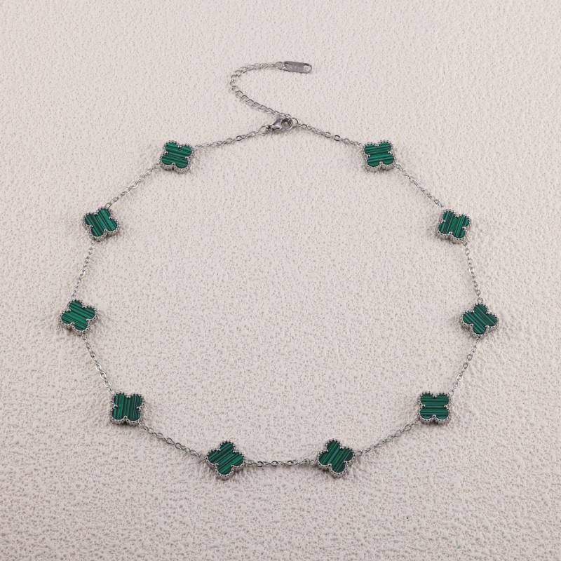 13MM Vierblättriges Kleeblatt Zehn Blumen Halskette Damen Schlüsselbeinkette Mode Kein Farbverlust Premium Gefühl Halskette von Joom DACH