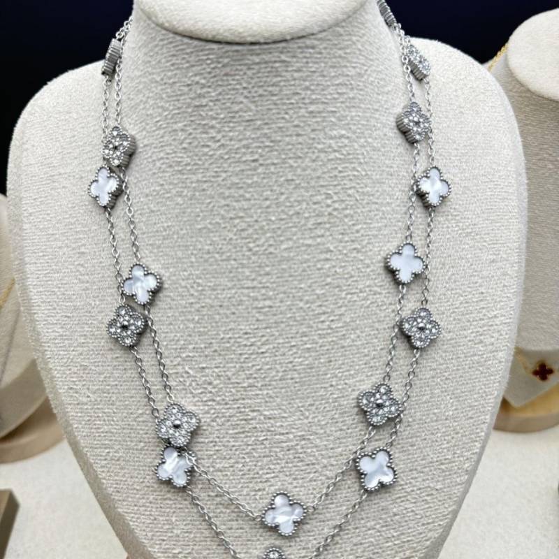 13Mm Titanstahl 90Cm 20 Blumen Vierblättriges Kleeblatt Halskette Hochwertige Damen Pulloverkette 18K von Joom DACH