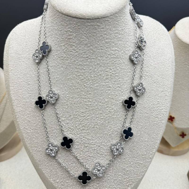 13Mm Titanstahl 90Cm 20 Blumen Vierblättriges Kleeblatt Halskette Hochwertige Damen Pulloverkette 18K von Joom DACH