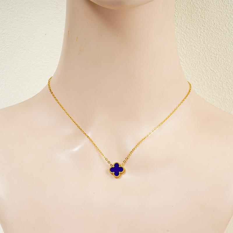 13mm Hochwertige Titanstahl-Halskette mit vierblättrigem Kleeblatt Verliert keine Farbe Damen-Halskette Glücksklee Schlüsselbeinkette 18K dunkelblaue von Joom DACH