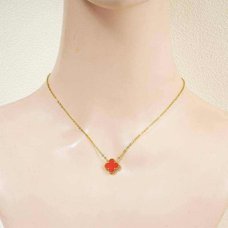 13mm Hochwertige Titanstahl-Halskette mit vierblättrigem Kleeblatt Verliert keine Farbe Damen-Halskette Glücksklee Schlüsselbeinkette 18K rot von Joom DACH