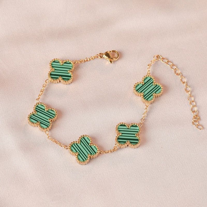 13mm Vierblättriges Kleeblatt Armband Frauen Shell Glück Vierblättriges Kleeblatt Schößchen Armband Kette grün von Joom DACH