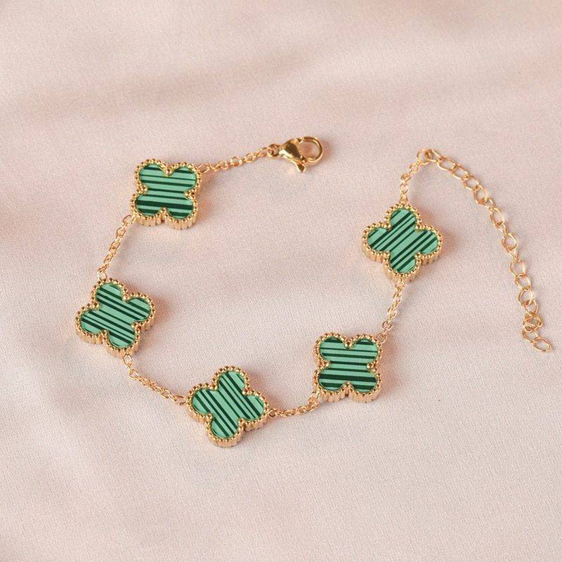 13mm Vierblättriges Kleeblatt Armband Frauen Shell Glück Vierblättriges Kleeblatt Schößchen Armband Kette grün von Joom DACH