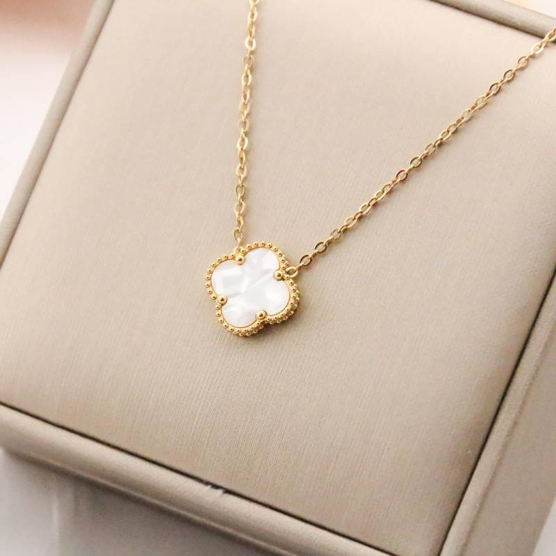 15mm Doppelseitige Titanstahl Vierblättriges Kleeblatt Halskette Damen Schlichte Titanstahl Schlüsselbeinkette Halskette Netz Roter Schmuck von Joom DACH