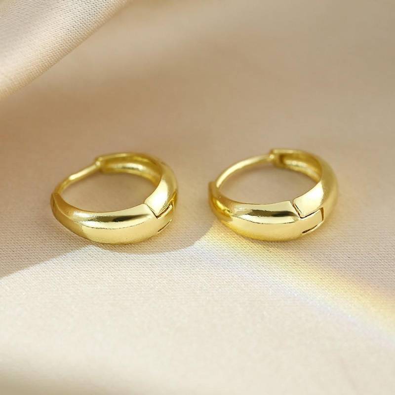 17KM Retro 18K Gold Mini Zirkon Creolen für Frauen Kreuz Kleeblatt Ohrstecker Zubehör Schmuck 8 von Joom DACH