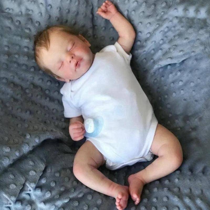 18'' 46 cm fertige Reborn-Puppe Sam, lebensechte schlafende Neugeborenenpuppe mit weichem Baumwollkörper, 3D-Haut, sichtbare Adern mit verwurzeltem Haar, recycelte Babypuppen für Kinder cloth body von Joom DACH