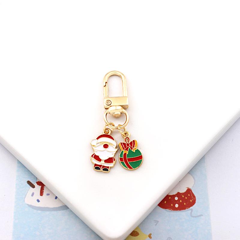 1PC Anhänger Elch Santa Nette Weihnachten Schlüsselbund Lustige Cartoon Zubehör Tasche Schneeflocke Frauen von Joom DACH