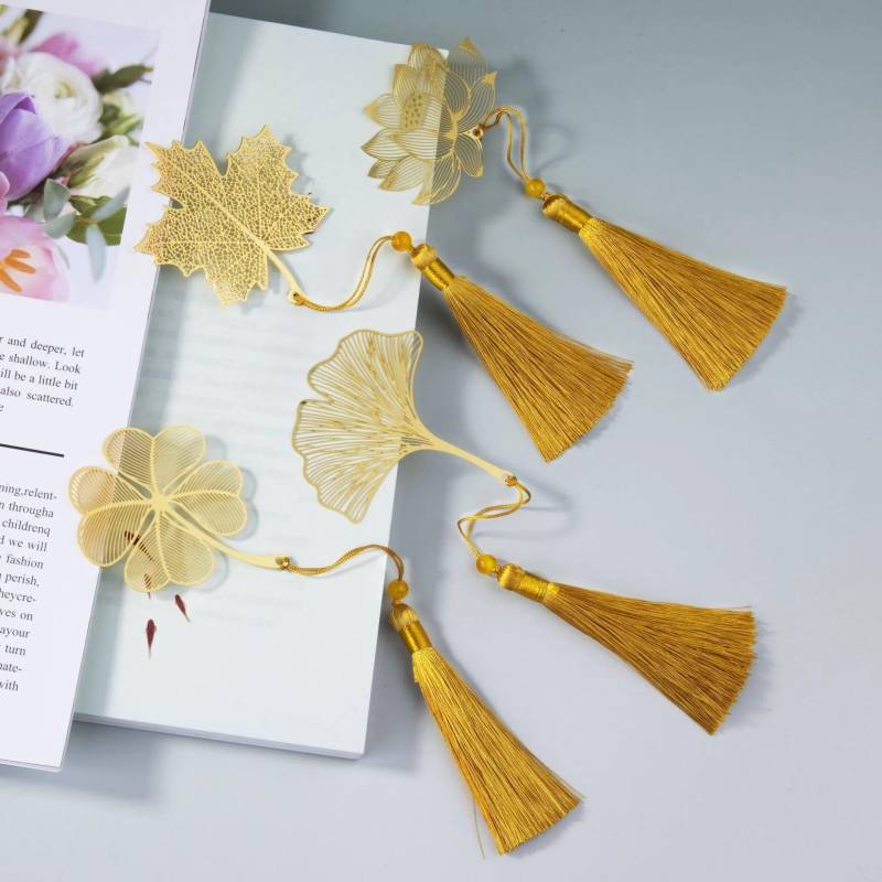 1PC Lotusblatt Vene Metall Lesezeichen Chinesischen Stil Kreative Lesezeichen Quaste Anhänger Student Geschenk Messing Quaste Schule Schreibwaren Maple leaf von Joom DACH