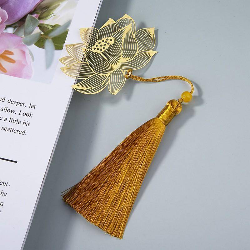 1PC Lotusblatt Vene Metall Lesezeichen Chinesischen Stil Kreative Lesezeichen Quaste Anhänger Student Geschenk Messing Quaste Schule Schreibwaren lotus von Joom DACH