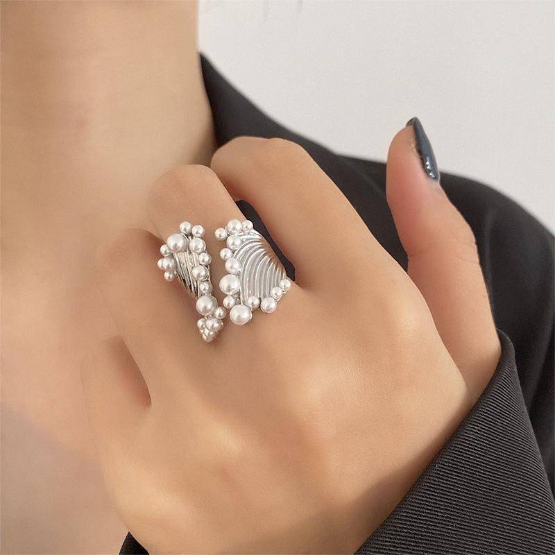 1pc Design Breite Imitation Perle Ring Weiblichen Europäischen und Amerikanischen Übertrieben Öffnung Ring für Frauen Trendy Schmuck Geschenk silber von Joom DACH