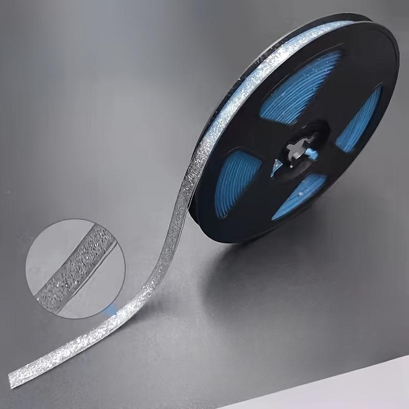2 Stück Selbstklebender Küchen-Schönheitsnahtaufkleber, Poolherd, Sockelleiste, Wandeck-Schöner-Kanten-Aufkleber, Wasserdichtes und Schimmelbeständiges Band silber von Joom DACH