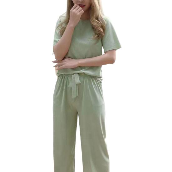 2-teiliges Sommer-Pyjama-Set für Damen, aus Eisseide, T-Shirt und Hose, Rundhalsausschnitt, kurzärmliges Oberteil, elastische Taille, Hose mit weitem Bein, lässige Alltagskleidung grün 2-teiliges Sommer-Pyjama-Set für Damen, aus Eisseide, T-Shirt und Hose, Rundhalsausschnitt, kurzärmliges Oberteil, elastische Taille, Hose mit weitem Bein, lässige Alltagskleidung grün von Joom DACH