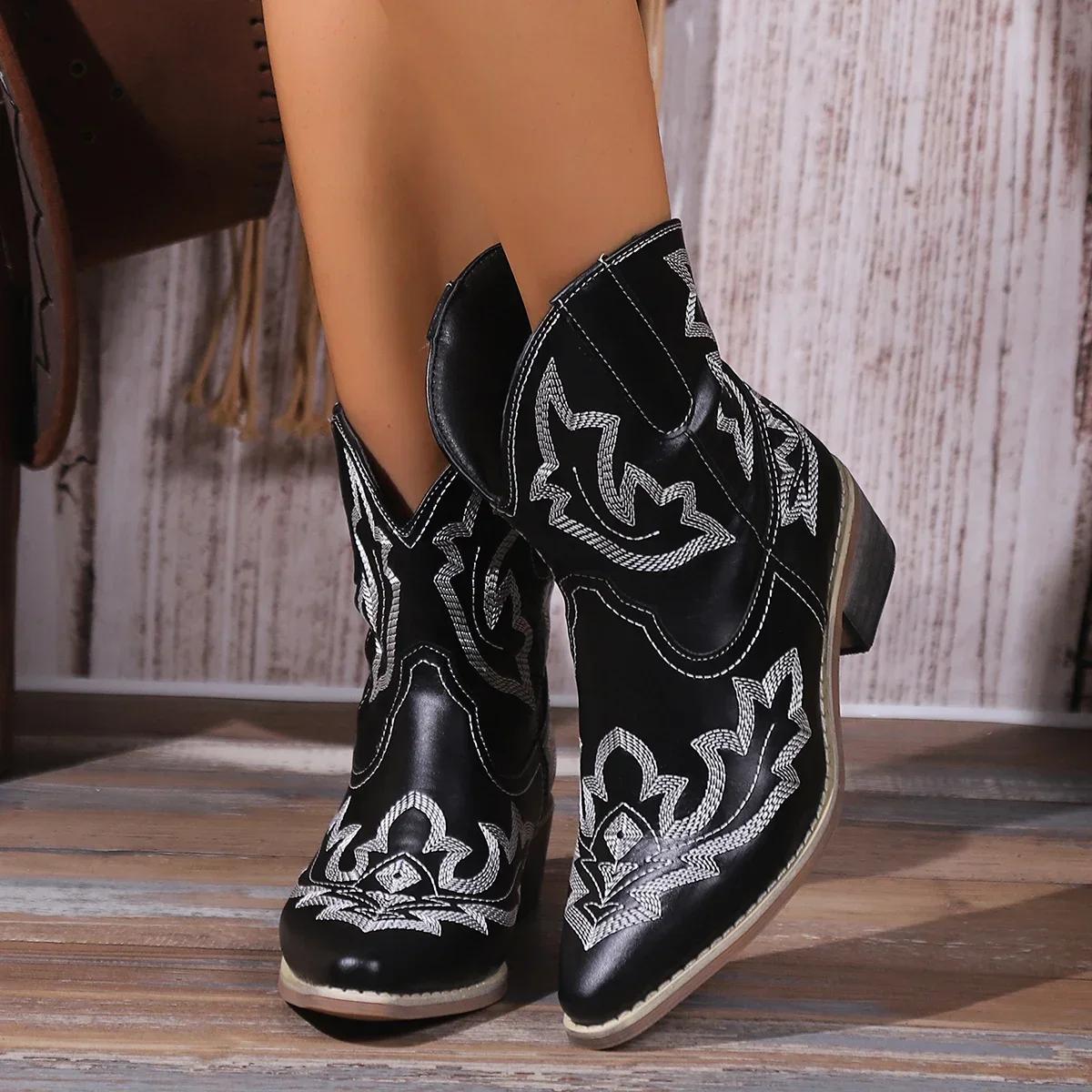 2024 2024 Stickerei Dicker Absatz Damenstiefel Herbst Western Cowboy Stiefeletten Neu Spitz Lässige Schuhe für Damen Kurze Stiefel 40 schwarz 2024 2024 Stickerei Dicker Absatz Damenstiefel Herbst Western Cowboy Stiefeletten Neu Spitz Lässige Schuhe für Damen Kurze Stiefel 40 schwarz von Joom DACH