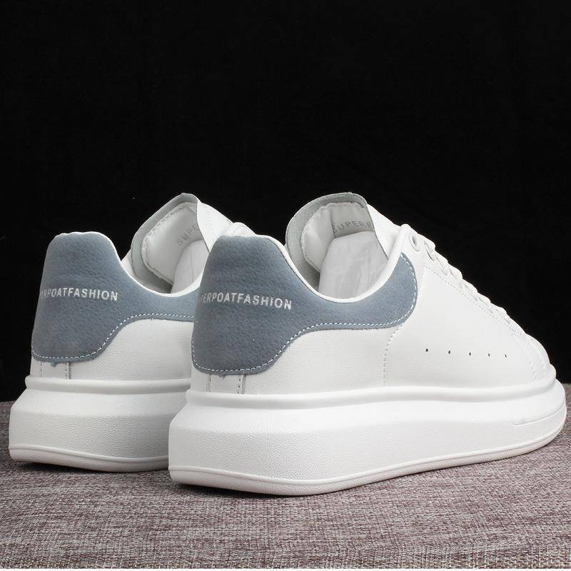 2024 Kleine weiße Schuhe für Männer Dicke Sohlen für Männer Skateboard-Schuhe für Liebhaber Lässige Sportschuhe für Männer Leichte Reiseschuhe 44 von Joom DACH