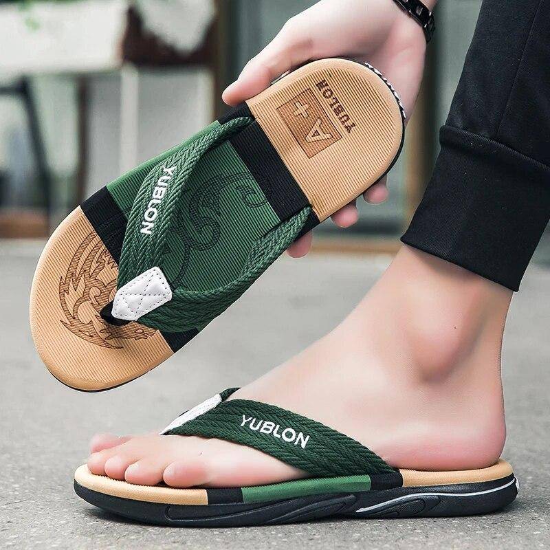 2024 Sommer Flip-Flops Männer Strand Sandalen Anti-Rutsch Atmungsaktiv Casual Männer Strand Hausschuhe Outdoor Große Größe 45 44 grün von Joom DACH