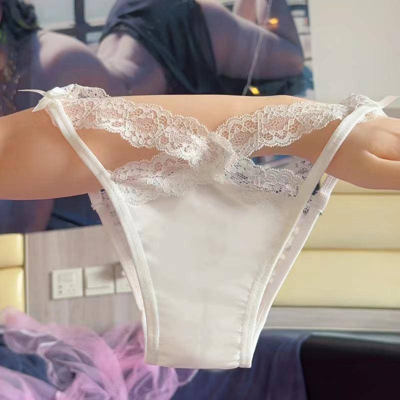 2024 Spitzen-Sommerhöschen: Nahtlos, Schritt aus reiner Baumwolle, stilvolles Design für Frauen und Mädchen One Size (80-120) weiß von Joom DACH