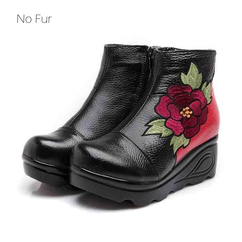 2025 Luxus Echtes Leder Knöchel Plattform Keil Bestickt Herbst Winter Frauen Plüsch Stiefel Ethnische ZIP Warme Schuhe 40 von Joom DACH