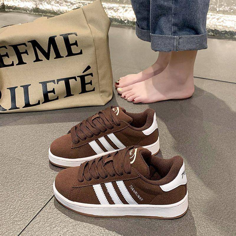 2025 neue Drachenfrucht Mädchen Puder Brotschuhe Studentenschuhe lässige Board Schuhe atmungsaktiv Trend Sportschuhe 39 dunkelbraune von Joom DACH