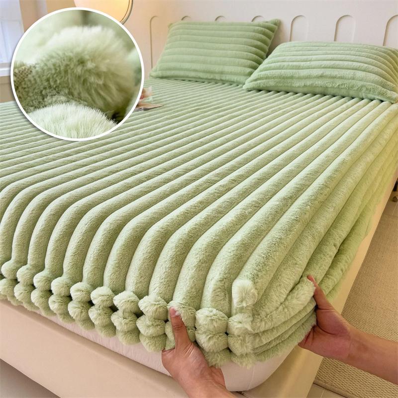 3 Teile/1 Satz (1 x Bettlaken + 2 x Kissenbezüge.)Winter Warm Samt Matratze Abdeckung Plüsch Verdicken Hause Spannbettlaken Fleece Luxus Doppelbett Bettlaken 150X200 3PCS /1 Set von Joom DACH