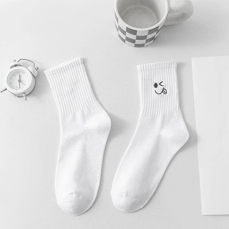 5 Paar Weiße Socken für Damen Frühling und Herbst Lustige Socken für Paare Lässige Sportsocken Studentensocken 1 Pairs 5 Paar Weiße Socken für Damen Frühling und Herbst Lustige Socken für Paare Lässige Sportsocken Studentensocken 1 Pairs von Joom DACH