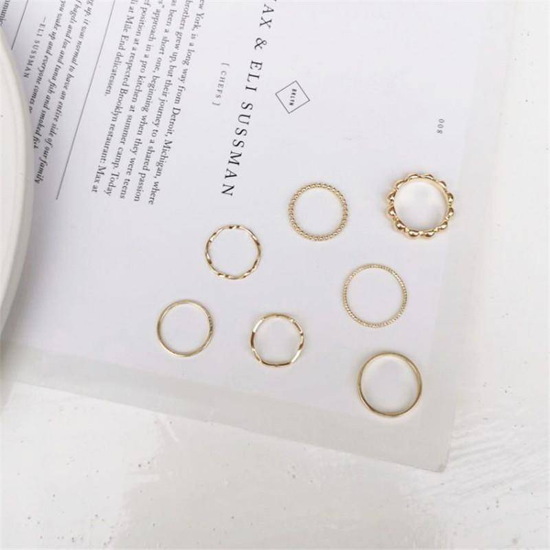 7 Stücke Einfache Vintage Ringe Für Frauen Mädchen Geschenk Kleine Boho Gothic Hip Hop Perlen Knuckles Ringe Set Statement Rock Party Schmuck gold von Joom DACH