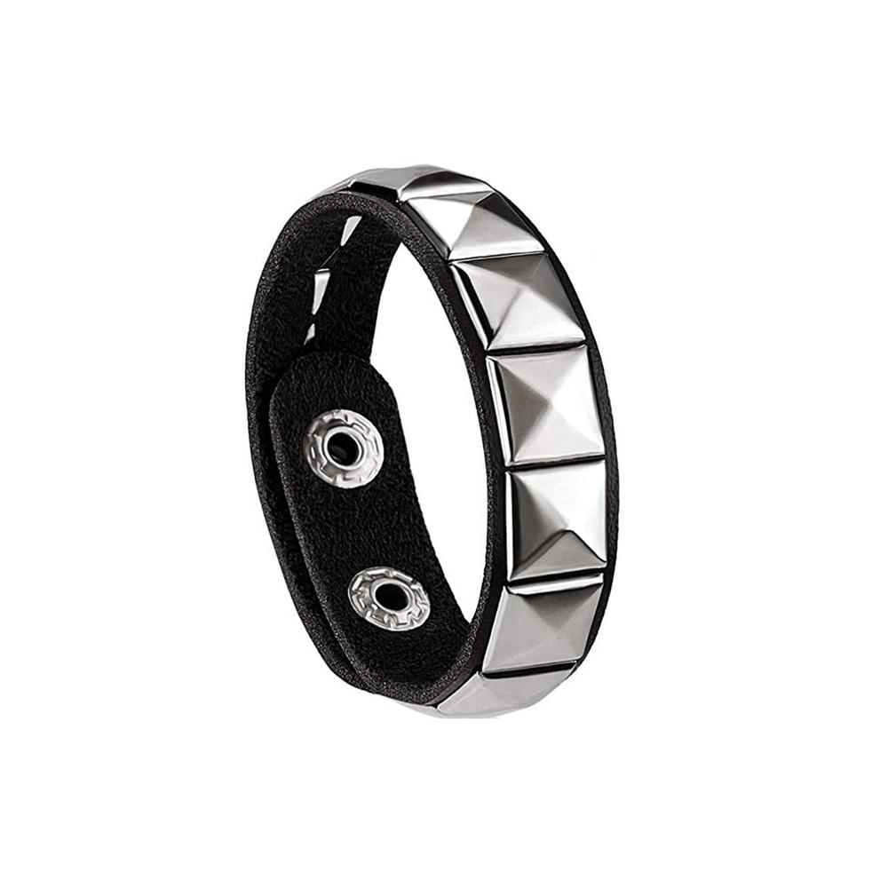 80er Jahre Schwarzes rundes quadratisches Gothic Spike-Armband Punkrock-Armband Nieten-Kunstlederarmband für Männer und Frauen von Joom DACH