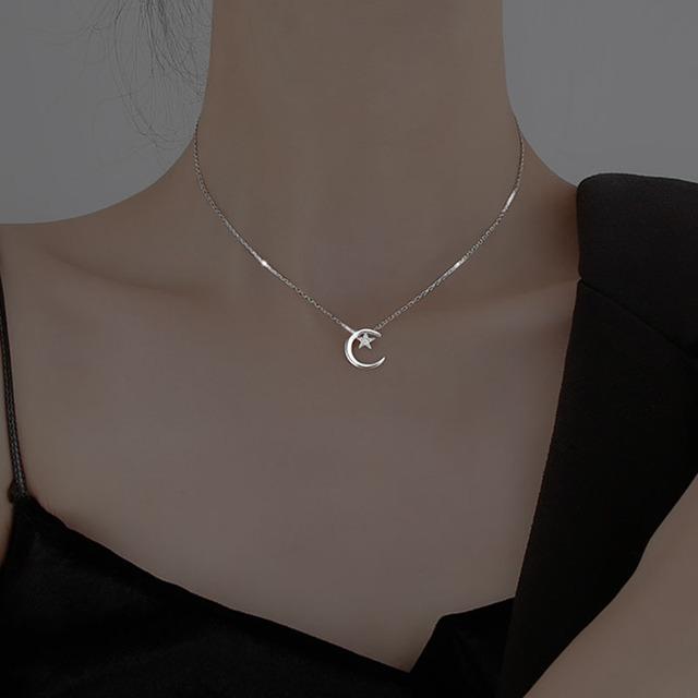 925 Stempel Halskette für Damen Neuer Trend Party Accessoires Elegant Funkelnder Zirkon Stern Mond Brautschmuck Geschenk von Joom DACH