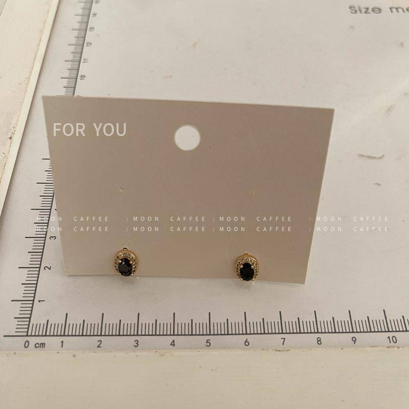 925 Sterling Silber Schwarzer Edelstein Zirkon Oval Geometrische Ohrstecker für Damen von Joom DACH