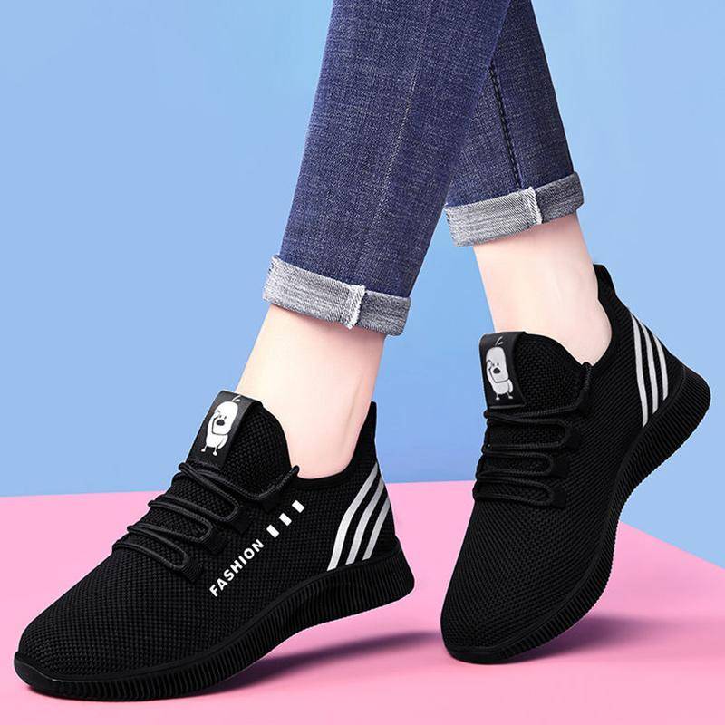 Alte Peking Tuch Schuhe Damen Wanderschuhe Weichen Boden Rutschfeste Mutter Sportschuhe Atmungsaktive Mode Casual Net Schuhe 40 von Joom DACH