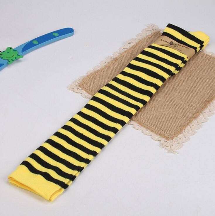 Anime Cosplay Gestreifte Strümpfe Für Frauen Mädchen Lange Strümpfe High Fashion Über Knie Schöne Elastische Warme Schwarz Rot Weiß grün one size von Joom DACH