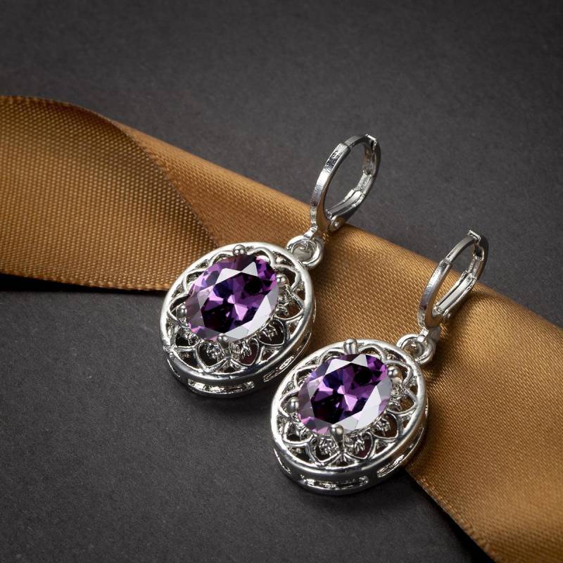 Ankünfte Hohl Ohrring Frauen Mode Textur Nette Feine Schmuck Silber Farbe Schöne Geschnitzte Rose Rot Stein Ohrringe violett von Joom DACH